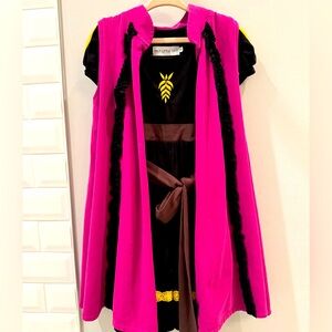 Frozen 2 Anna’s dress with removable cape. Lightly worn, in great condition!